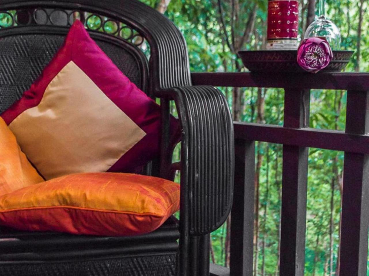 Port Hedonia Hotell Sihanoukville Exteriör bild