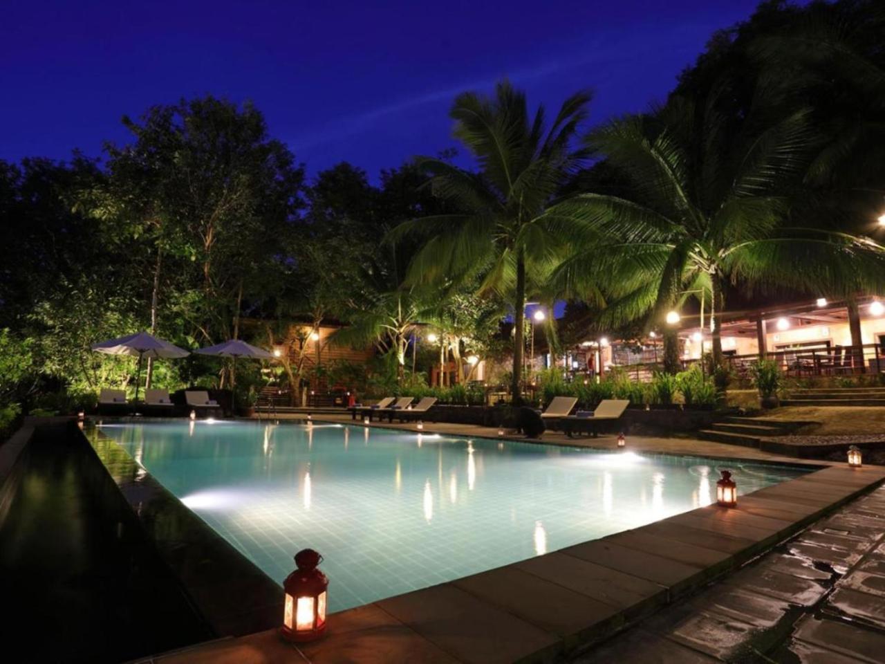 Port Hedonia Hotell Sihanoukville Exteriör bild