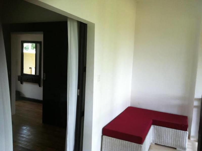 Port Hedonia Hotell Sihanoukville Exteriör bild